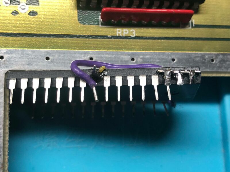 File:Closeup pin 16.jpg